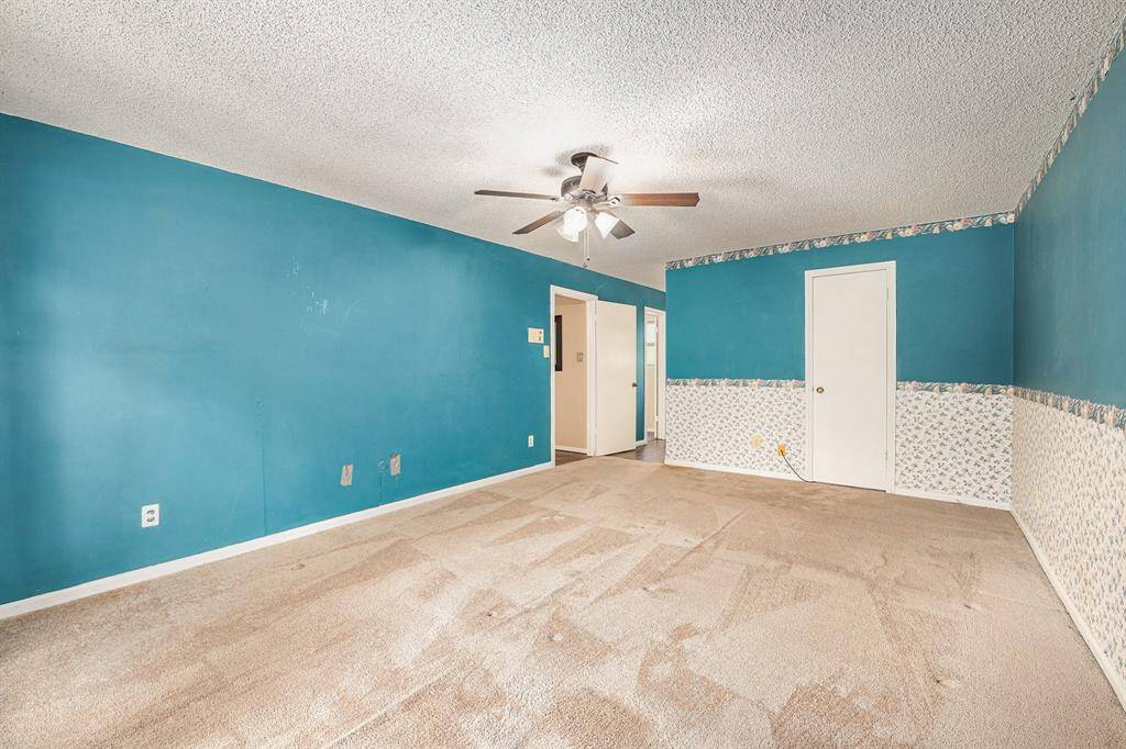 Additional view of this primary with a huge walk-in closet.
