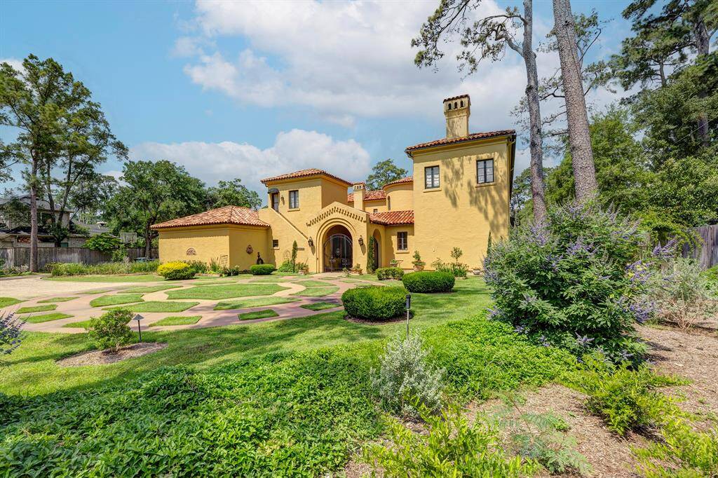 Welcome to Villa Amore!