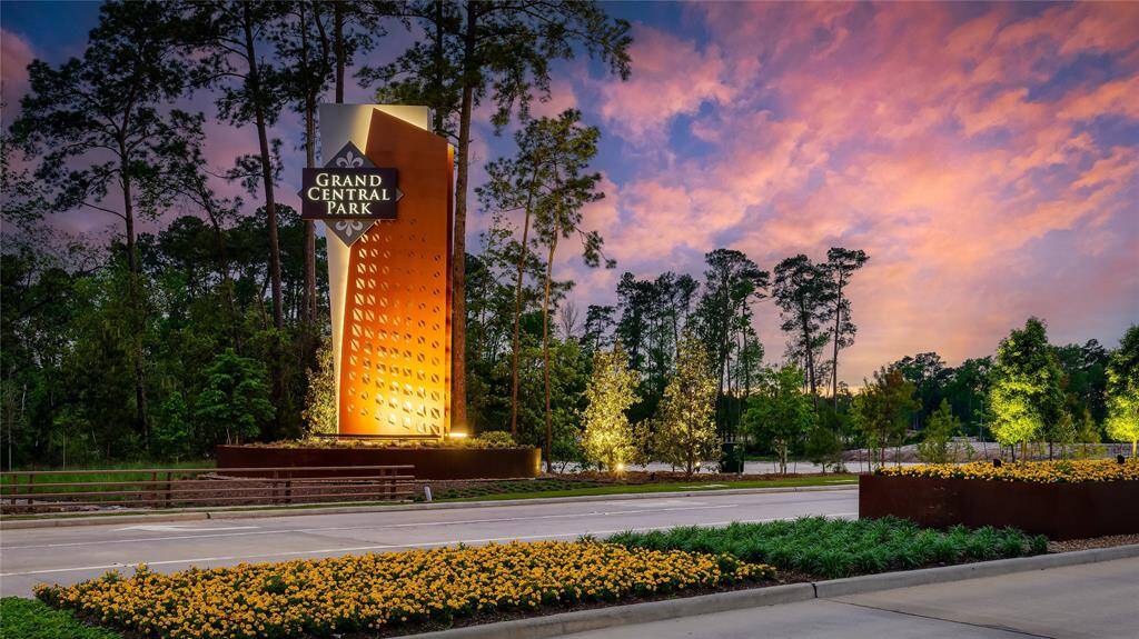 Community Image of Grand Central Park