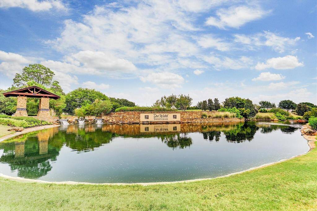 Del Webb Sweetgrass is an over 55 community in the heart of Fort Bend county.
