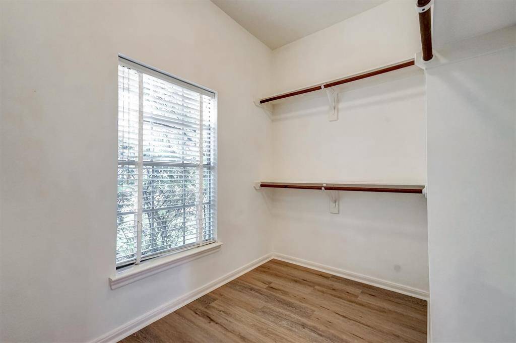 Walk-in closet with window
