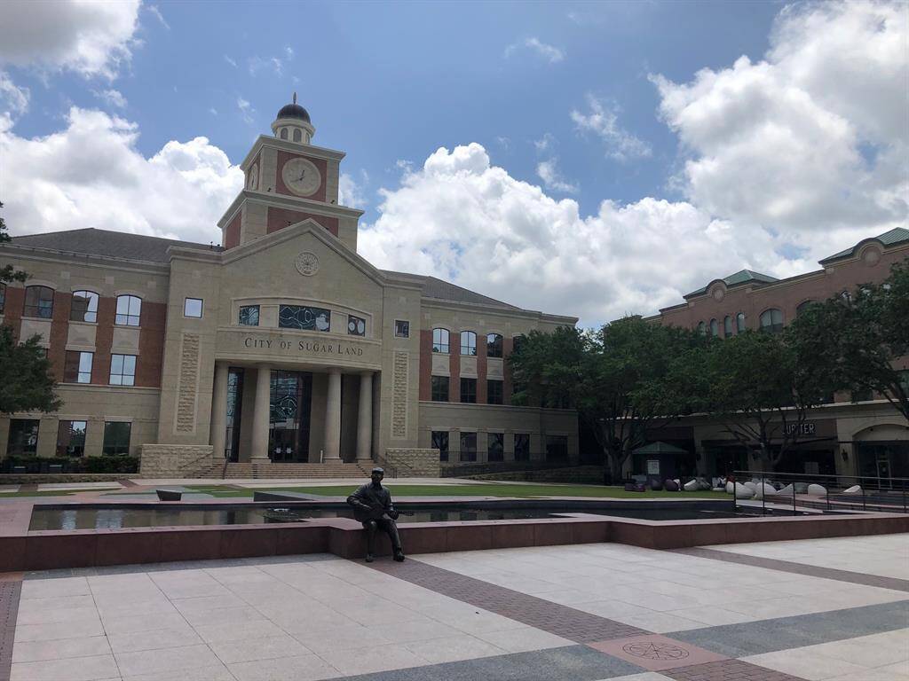 Sugarland City Plaza