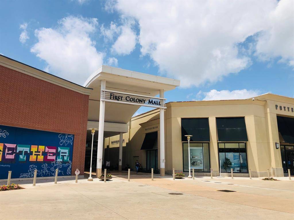 First Colony Mall