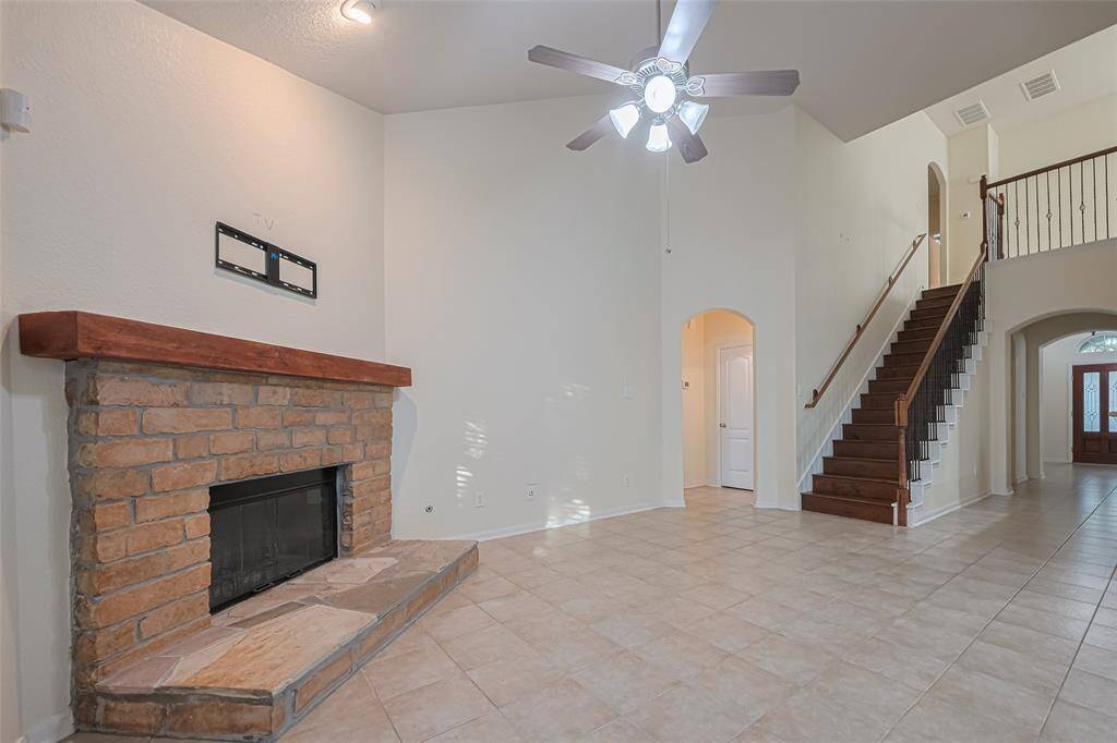 Enjoy cool evenings with your large gas fireplace in the family room.