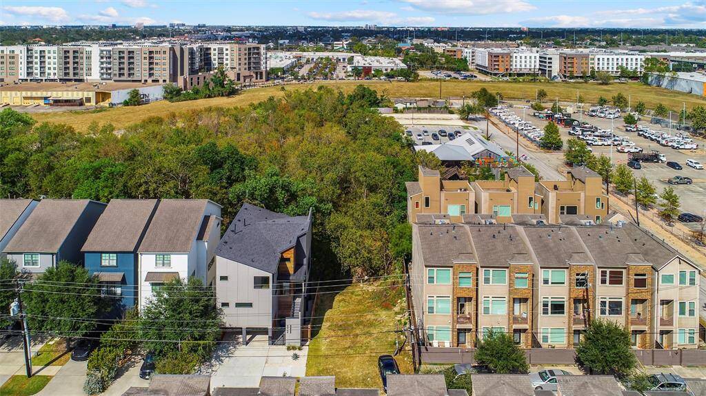 Build on your own lot!