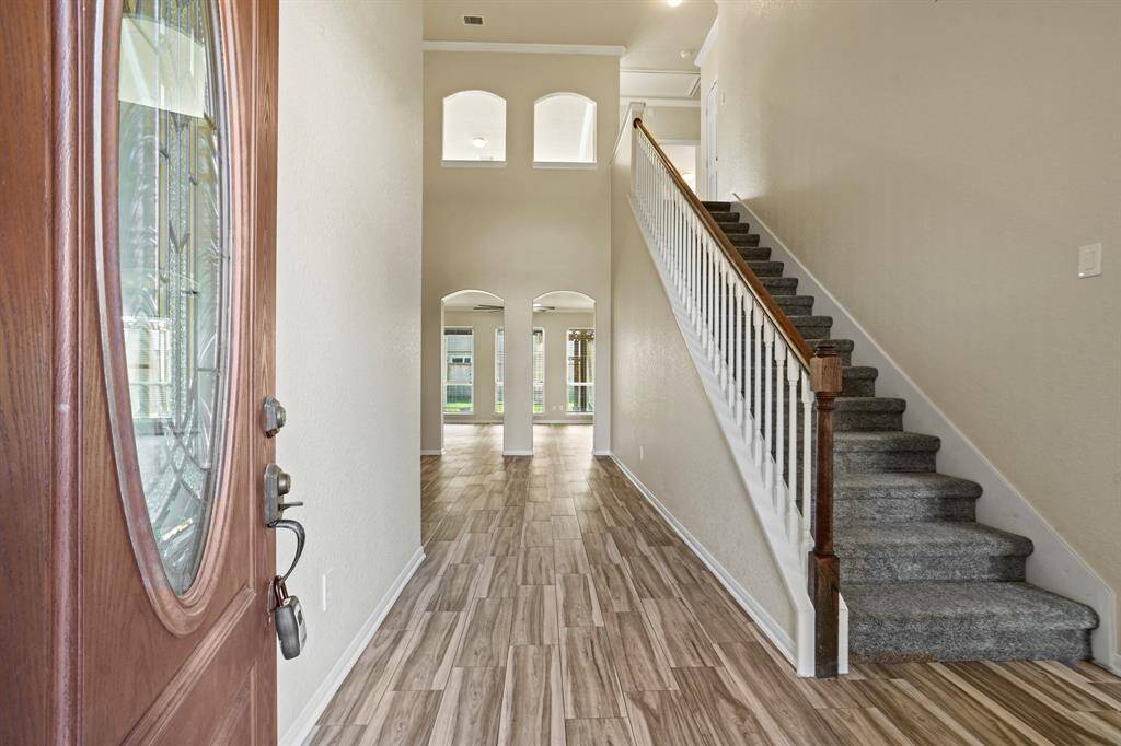 2 Story Foyer