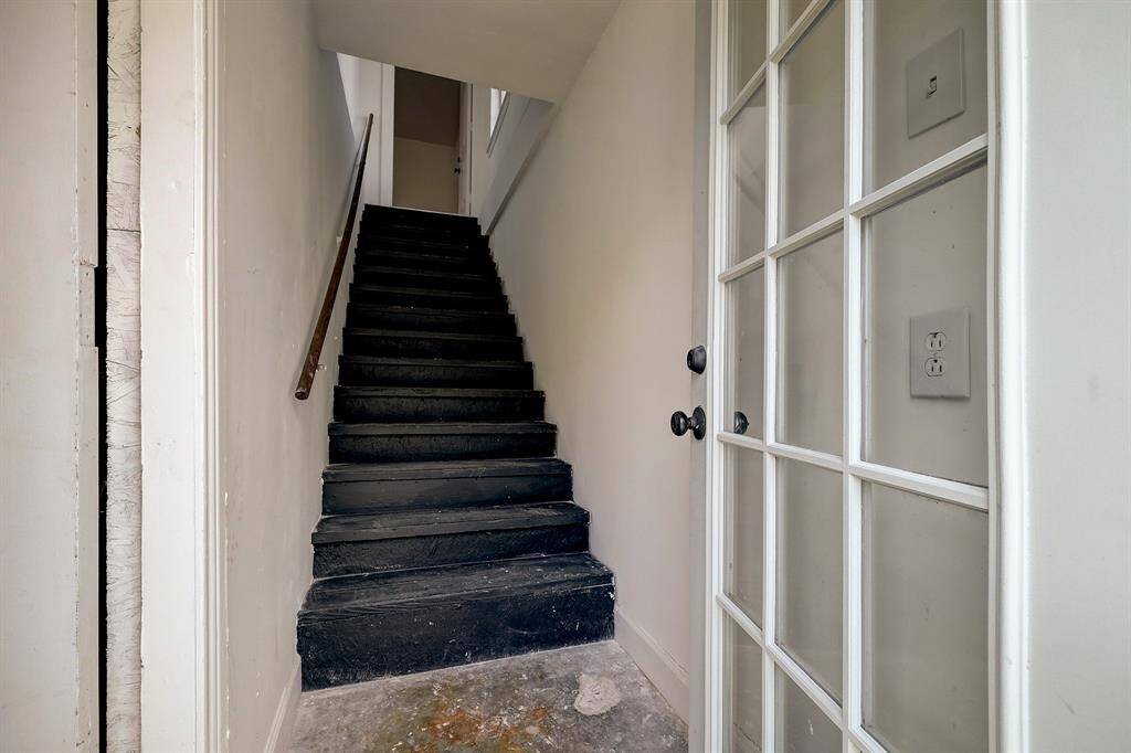 The garage apartment needs a bit of work but is versatile and can be leveraged in many ways. It could be a home office, guest quarters, or even income generating as a lease property.