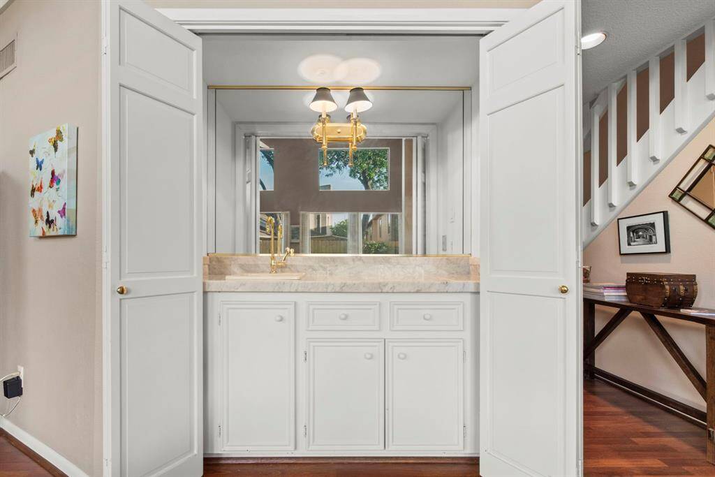 Wet Bar