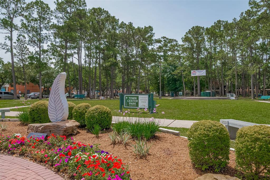 Many community events are held year-round here in the Town Center Park.