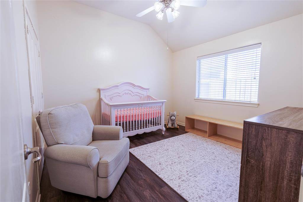 Another secondary bedroom! Notice the high ceilings and great space!
