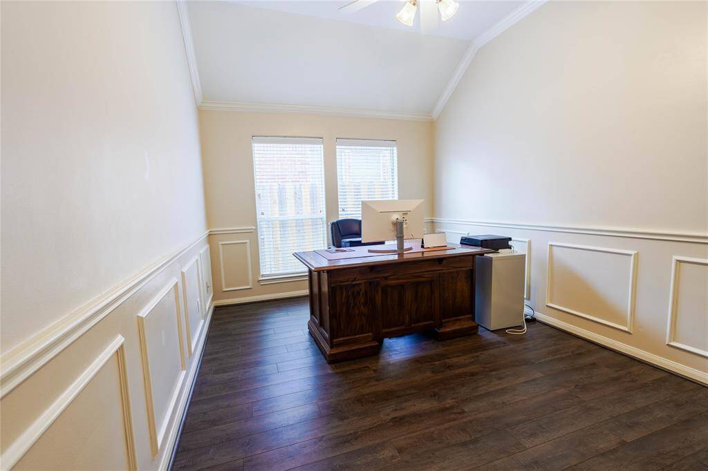 Notice the great size of the study/office area.