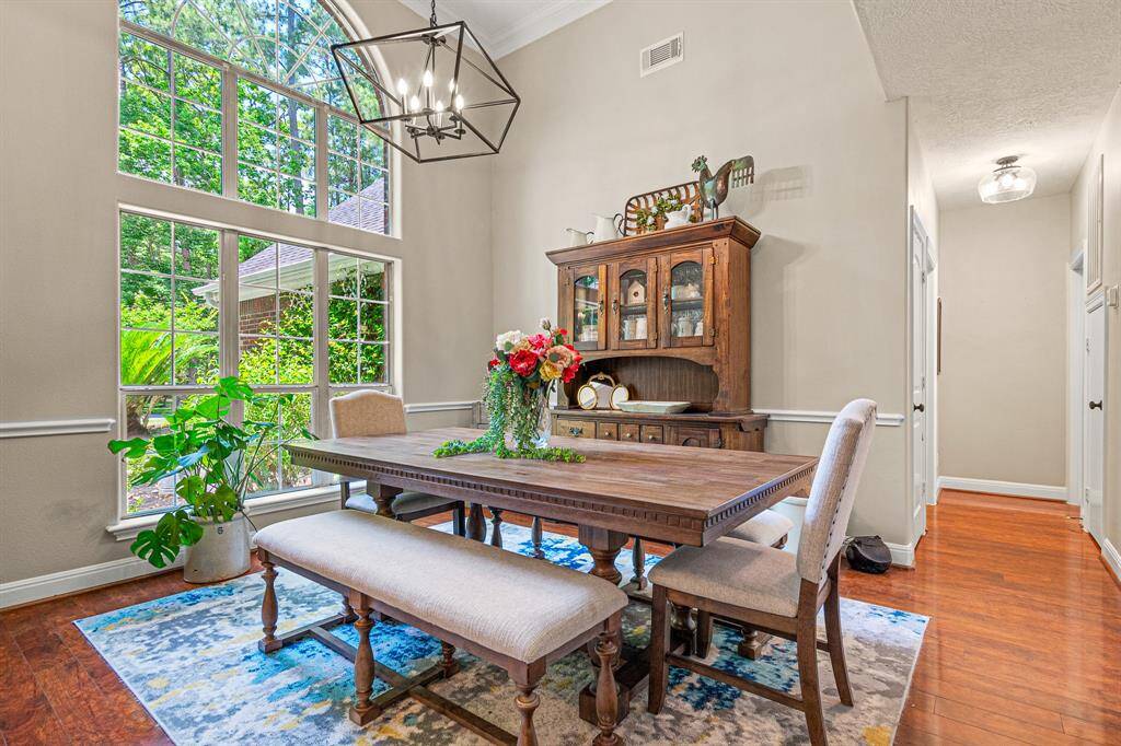 Gorgeous Formal Dining with Sleek and Modern Finishes.