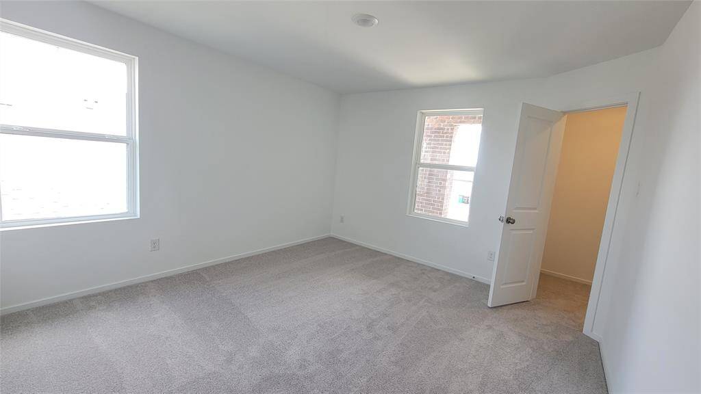 Guest Bedroom 1 (2nd Floor)