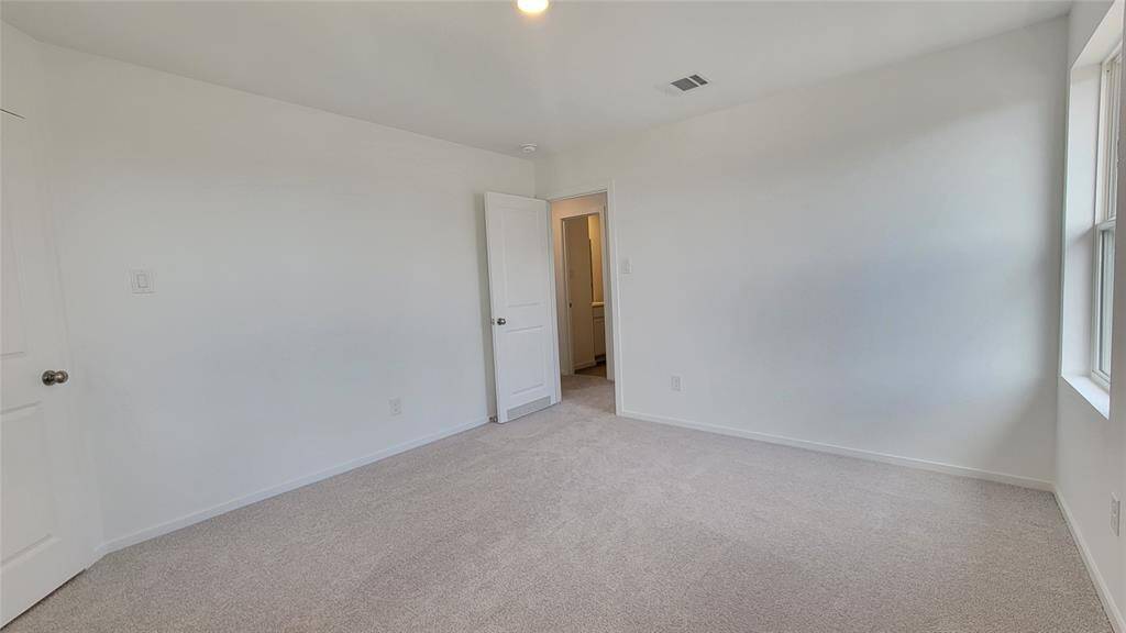 Guest Bedroom 1 (2nd Floor)