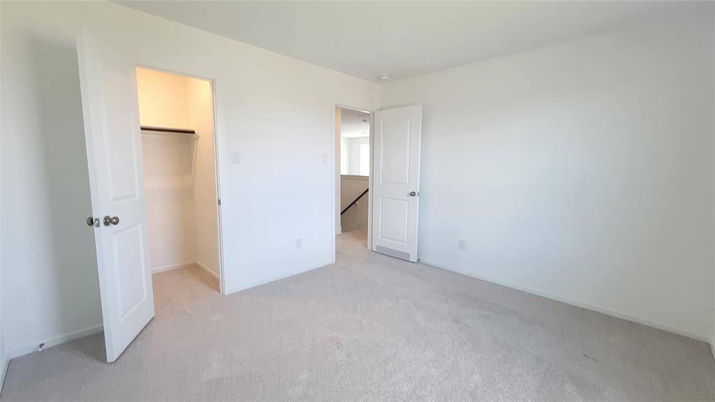 Guest Bedroom 2 (2nd Floor)