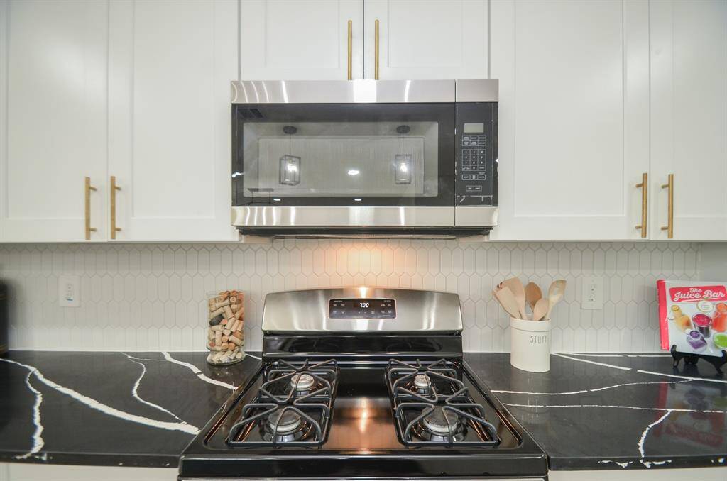 Gorgeous Gas Range