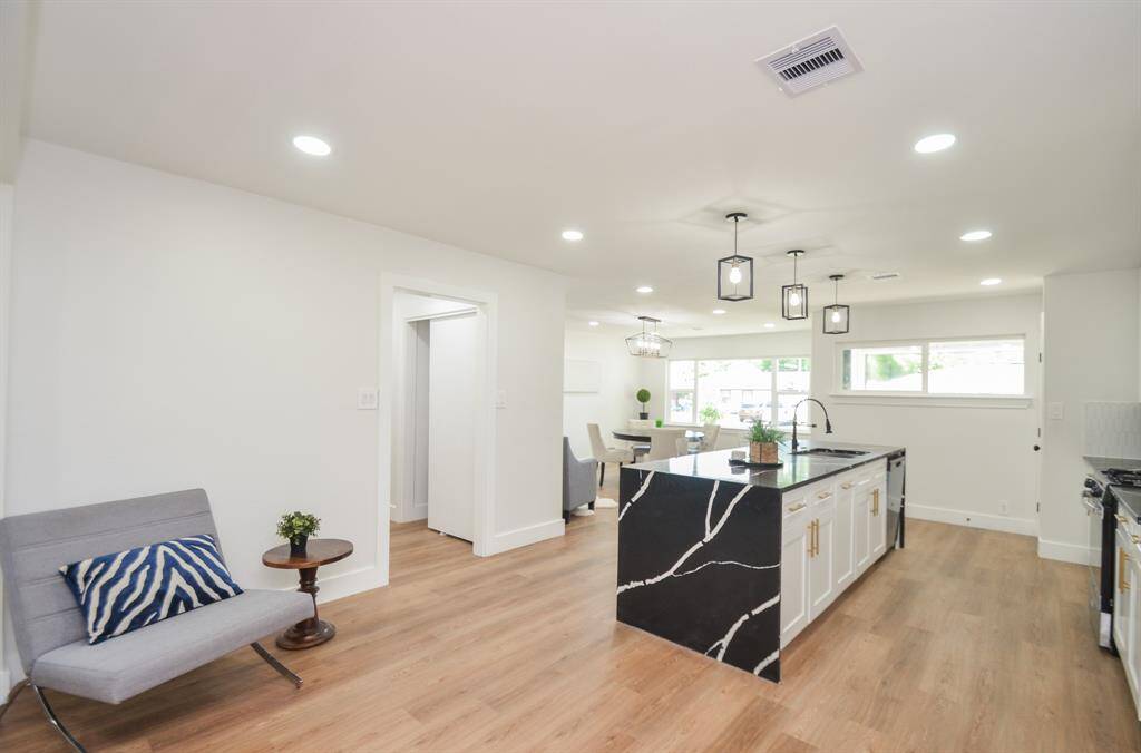 Fabulous Flooring - Luxury Waterproof Vinyl Plank