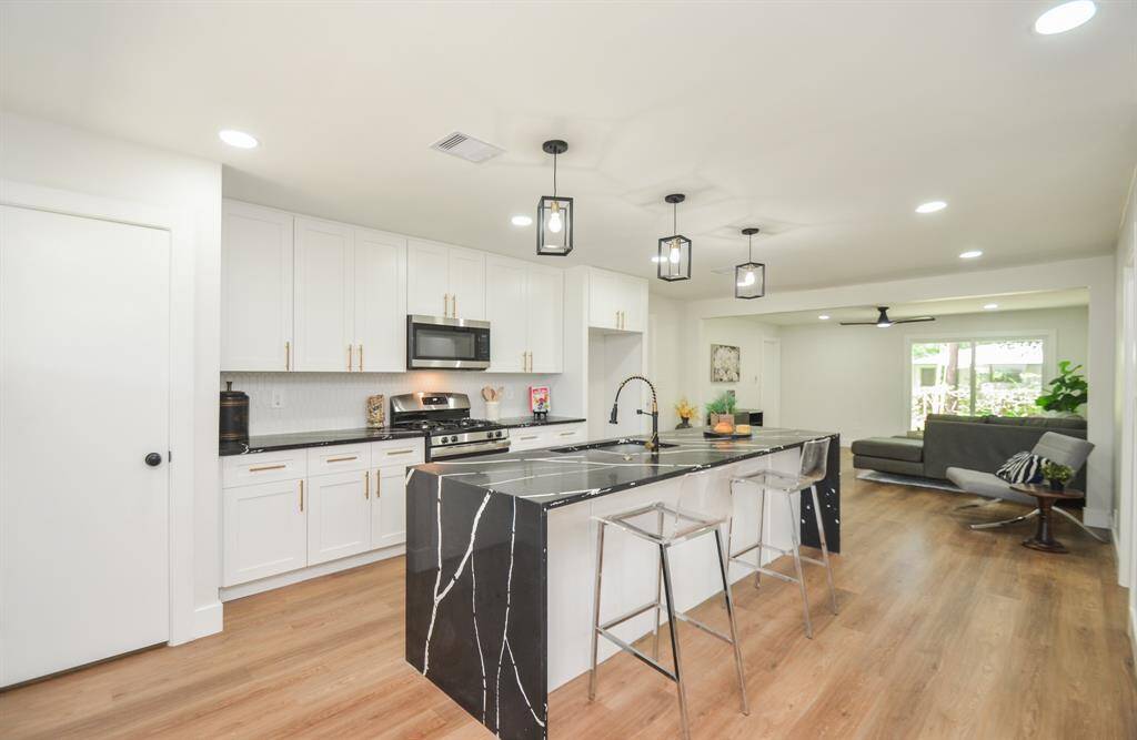 Large Pantry next to Sleek and Sexy kitchen - Great for entertaining.