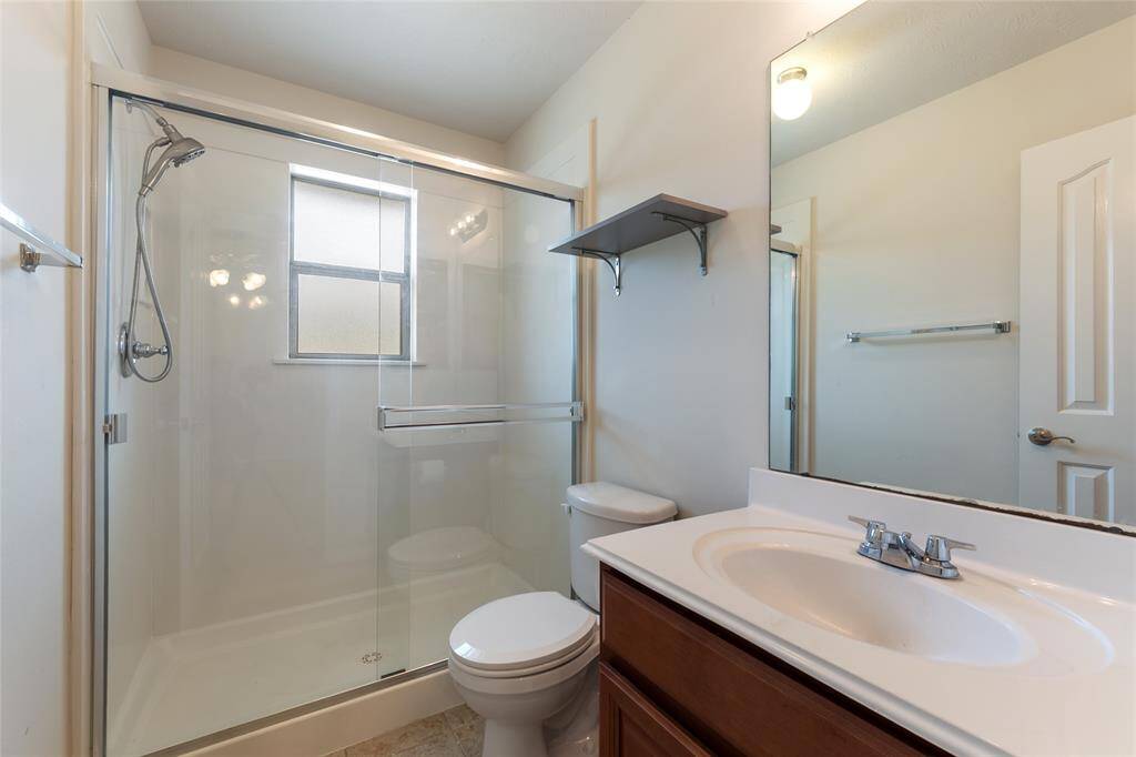 Bedroom 4 bathroom