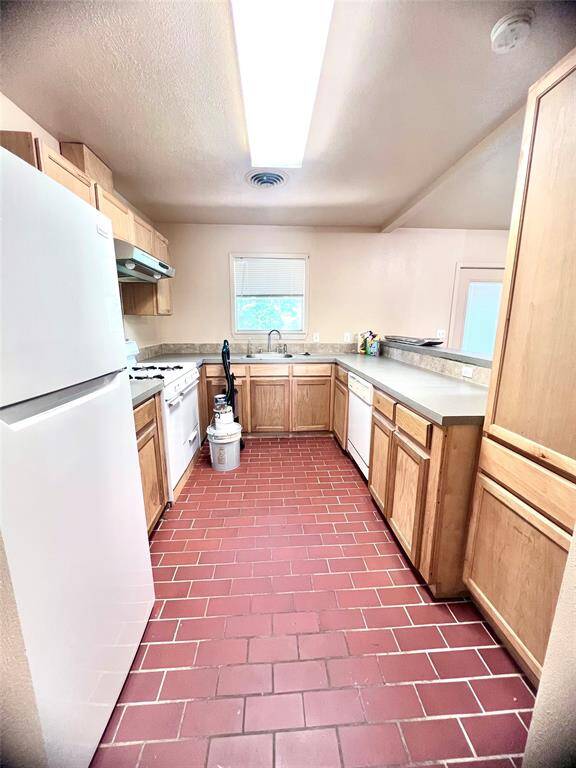 Galley kitchen