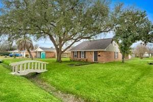 Huge corner lot
