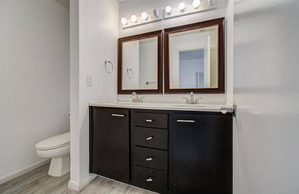 Primary bath with double sinks