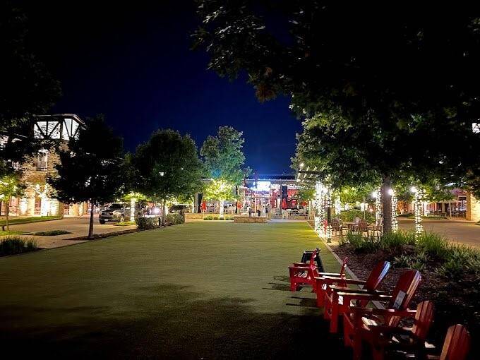 Creekside Village Green boasts restaurants, retail, splash pad and green space within a mile from home.