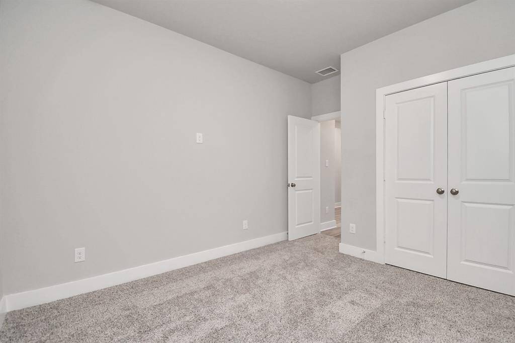 The third secondary bedroom.