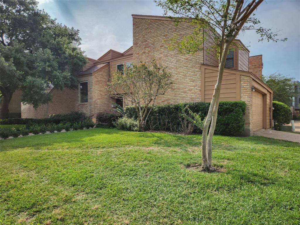 Buffalo Bayou Bend TownHomes