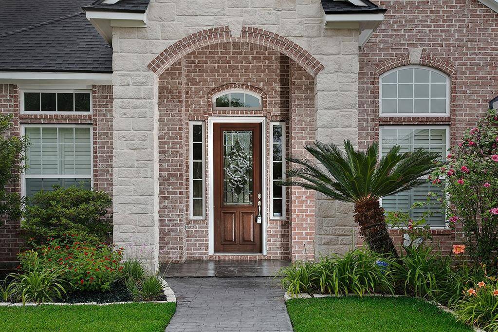 Welcoming front porch