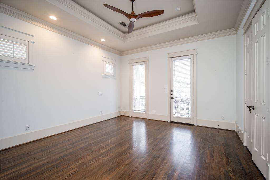 Photos from previous listing.