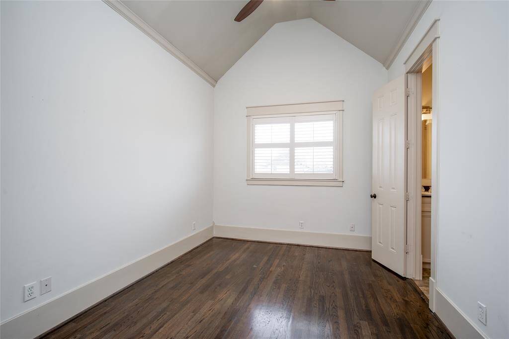 Photos from previous listing.