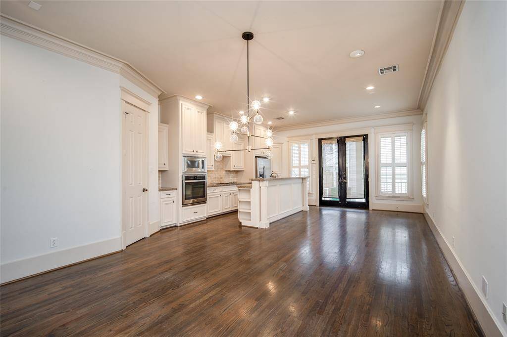 Photos from previous listing.
