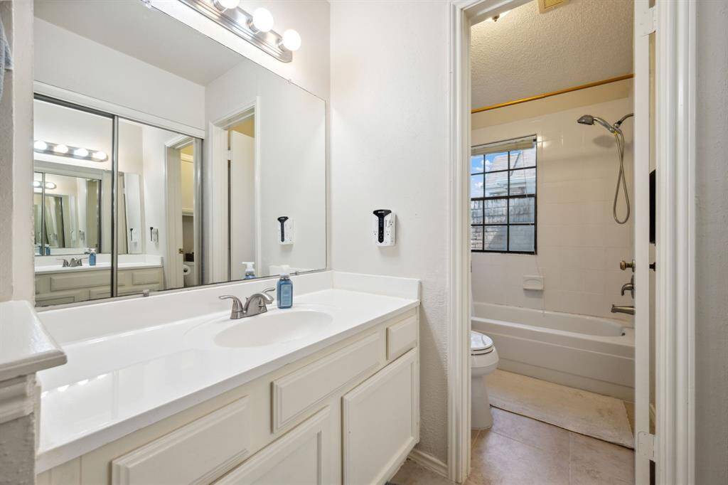 Primary Ensuite