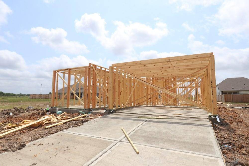 Let us show you how our advanced framing techniques have stood the test of time and allow more insulation for a quieter and more energy efficient home.