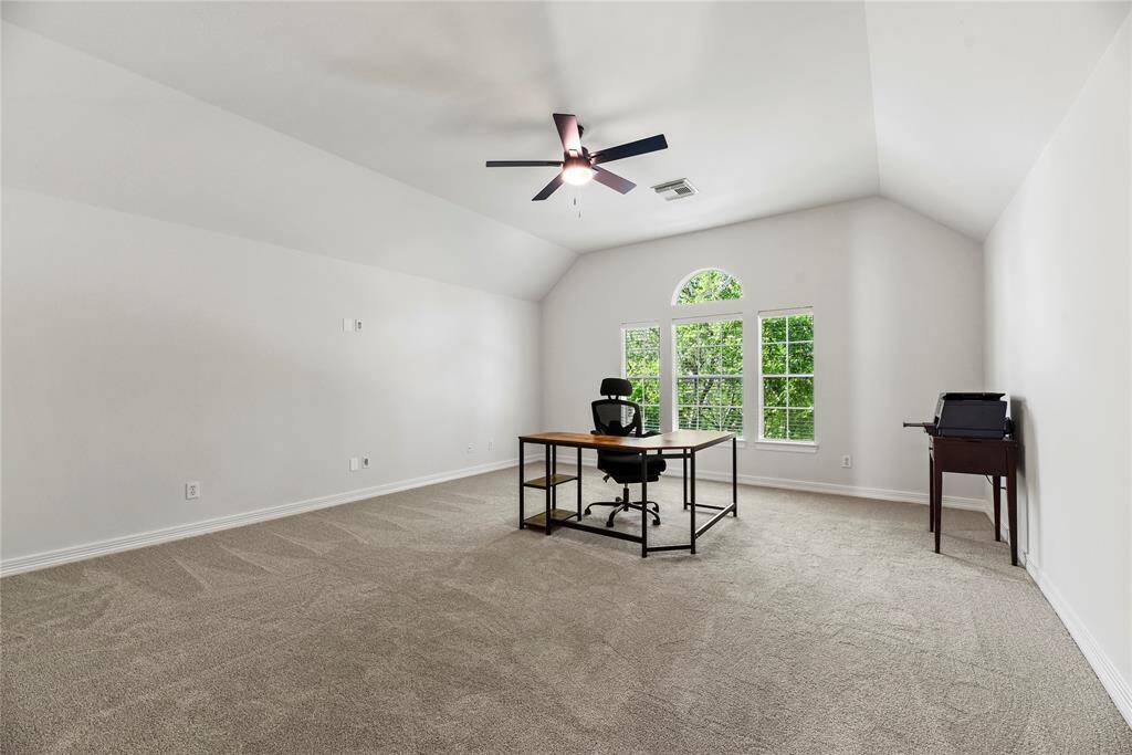 Bright light cascades into each bedroom through wide windows. Guests or children will serenely wake to the soft glow of the new and glorious day!
