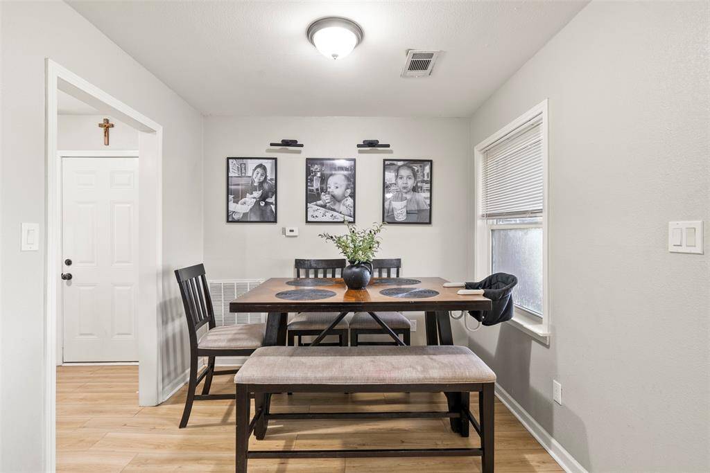 Dining area for happy meals!
