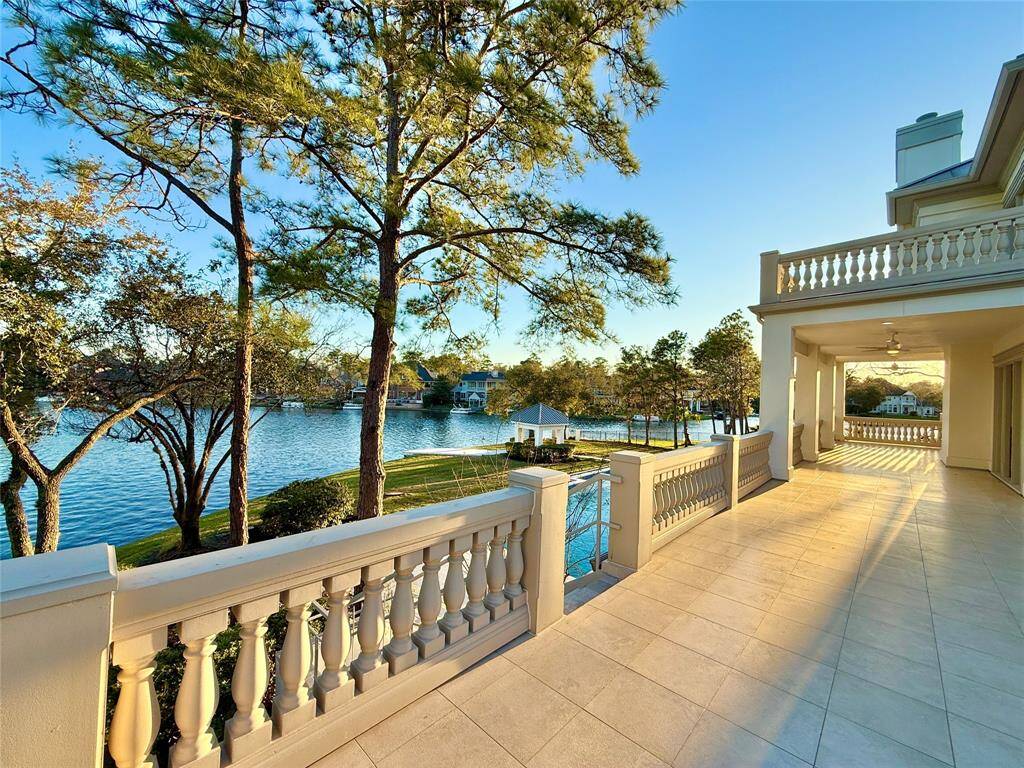 2nd Floor Balcony & Veranda