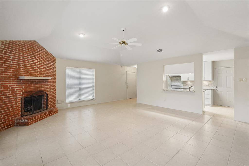 Whether it's a simple night in or entertaining family and friends, this home has ample open space for everyone to enjoy! The open concept living room and kitchen makes for a great way to keep the party going and never miss a beat!