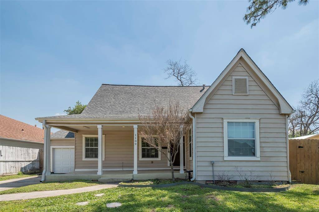 Bungalow style home with large covered porch. The foundation was leveled in Aug 2023 and the Roof replaced in 2019 with High Definition 30year composition shingles.