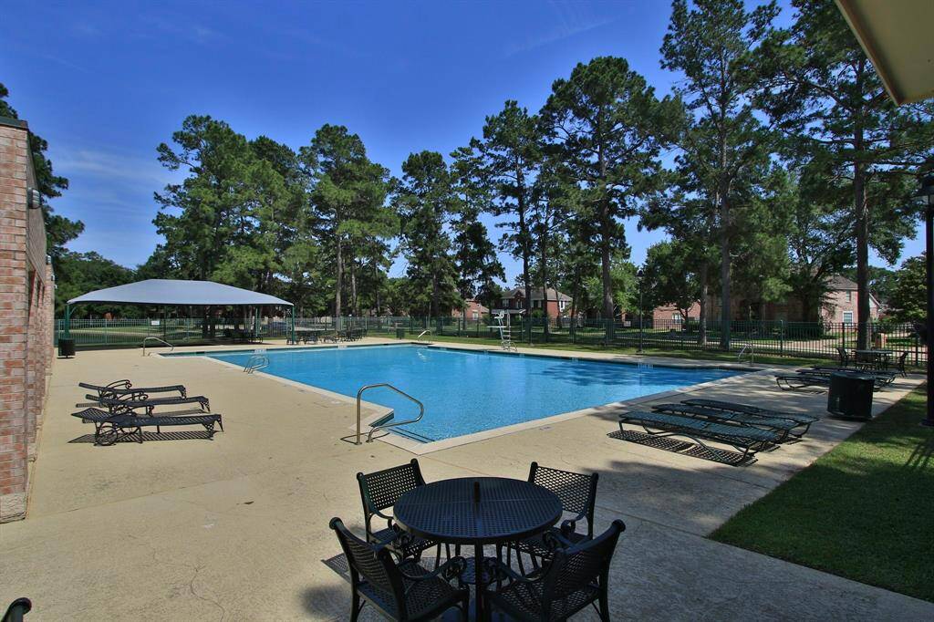 If you tire of swimming at home, you can swim in the neighborhood pool.  There is also a clubhouse at the pool that is available to rent.