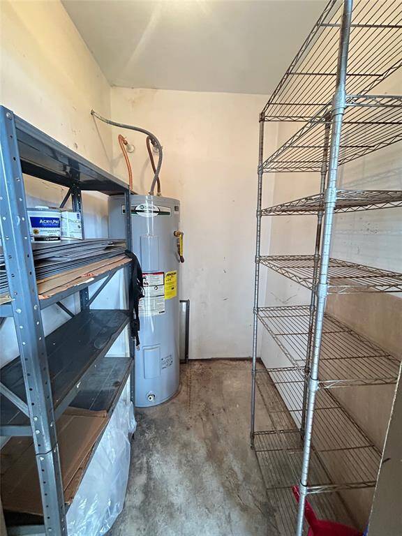 Outdoor covered Storage