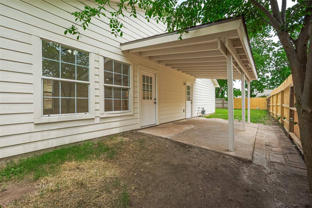 Patio space that opens up from the kitchen and living area
