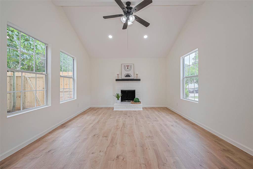 So much natural light!