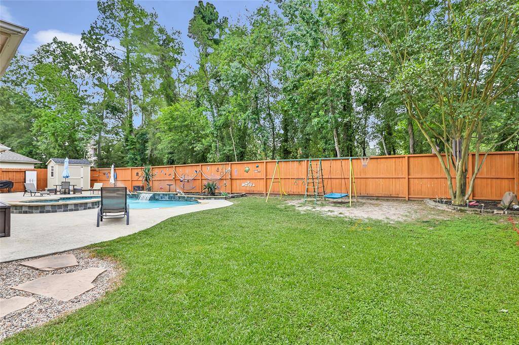 Large side yard.