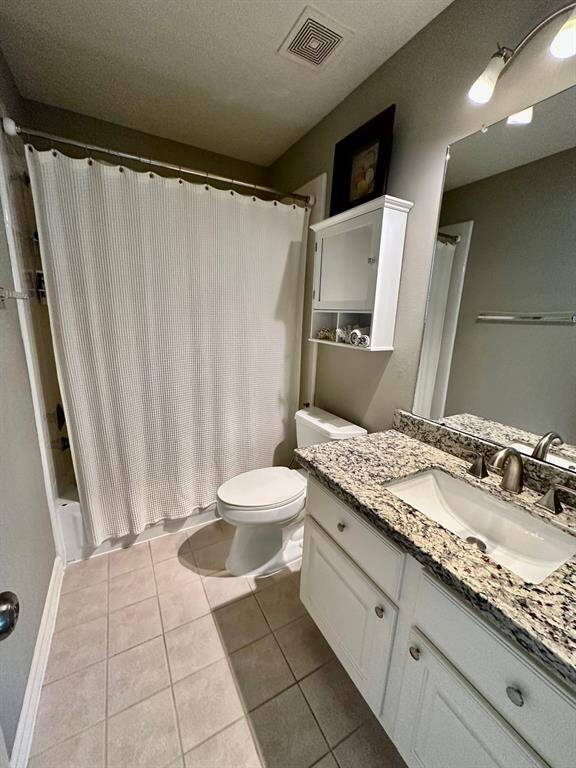 Secondary bathroom