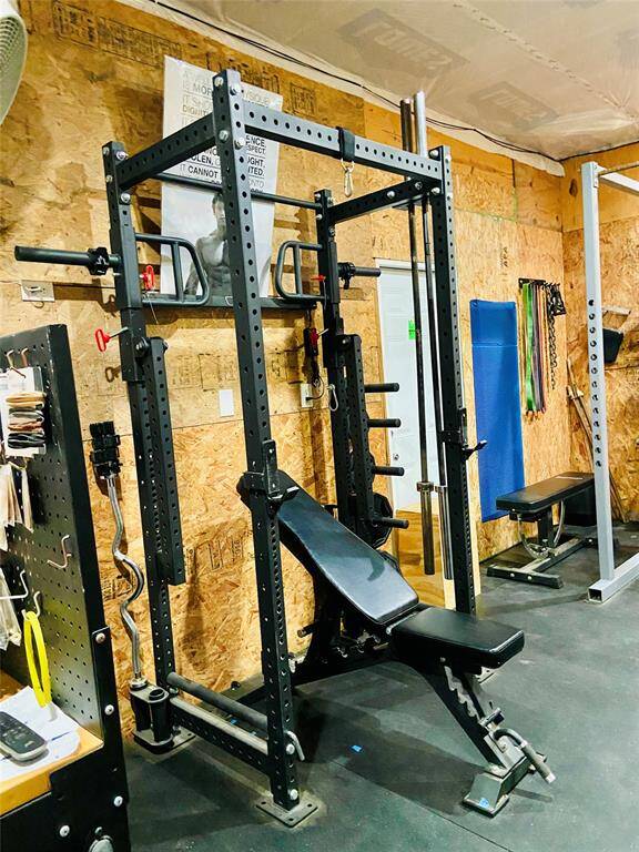 600 Sqft bonus room currently used as craft and gym