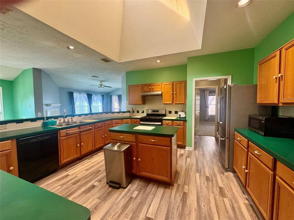 Another view of kitchen