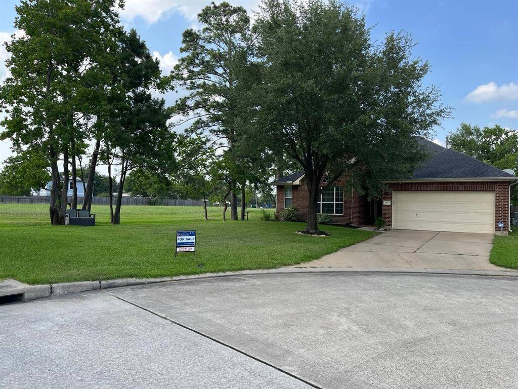 Extra Large Lot with Neighbors only on 1 Side.