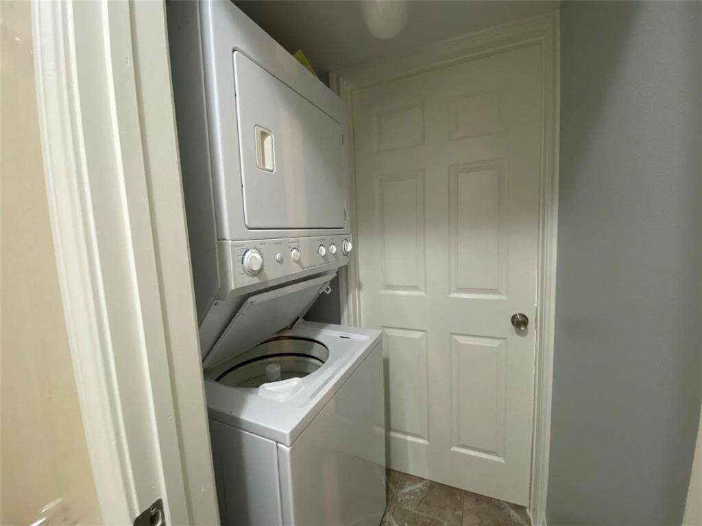 Stackable washer and dryer
